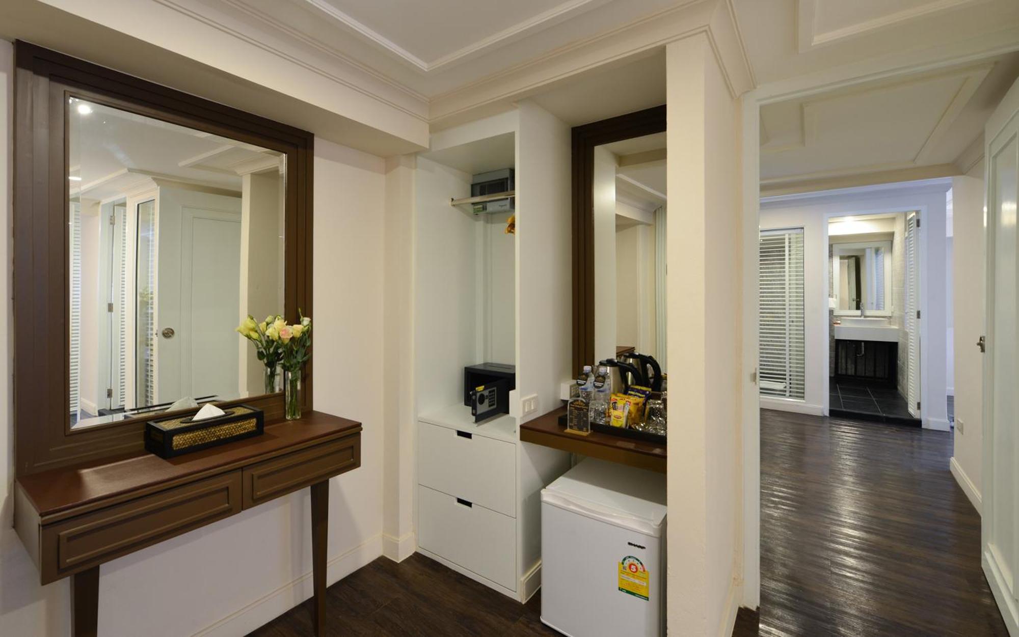 Siam Champs Elyseesi Unique Hotel Банкок Стая снимка