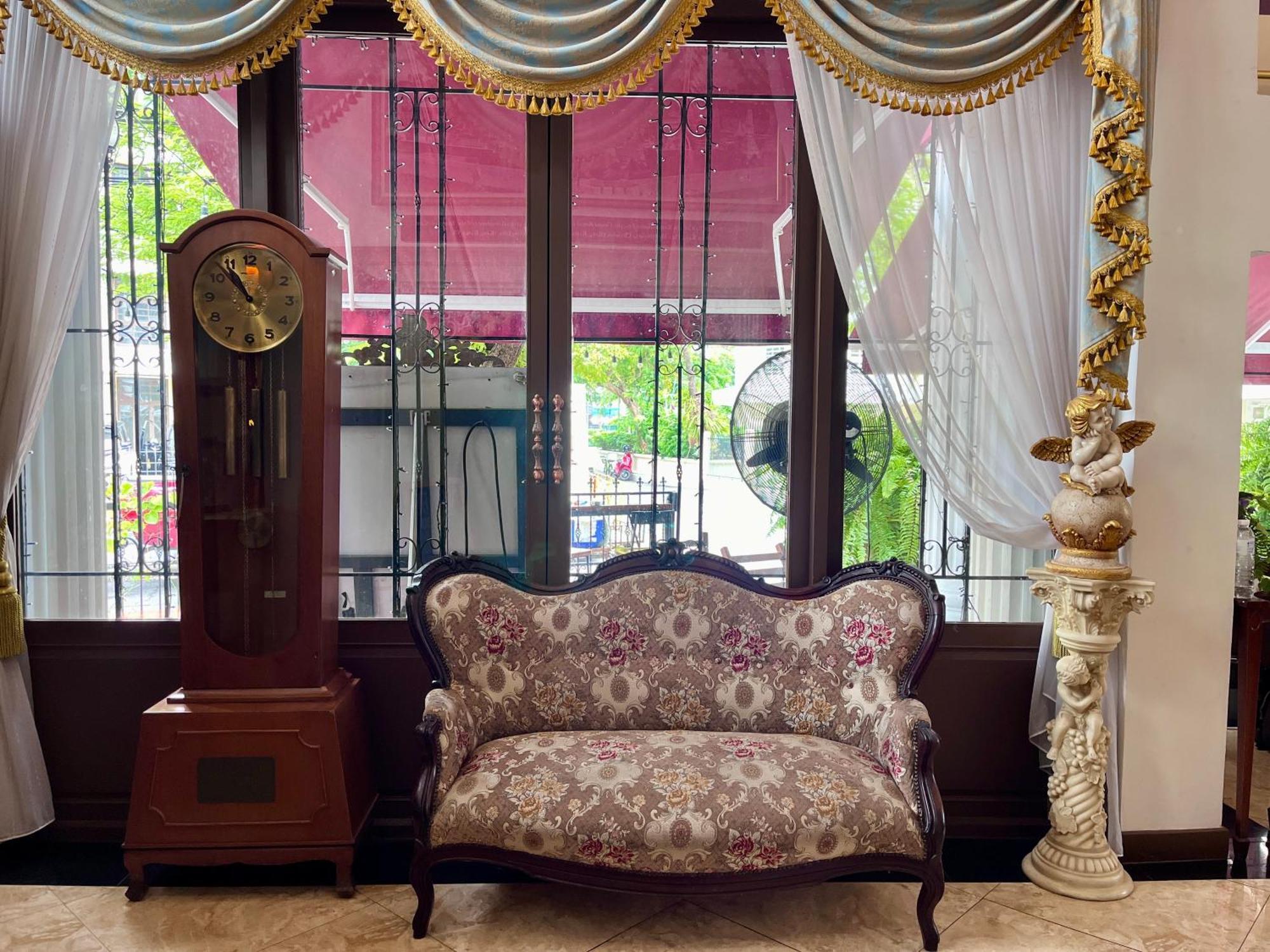 Siam Champs Elyseesi Unique Hotel Банкок Екстериор снимка